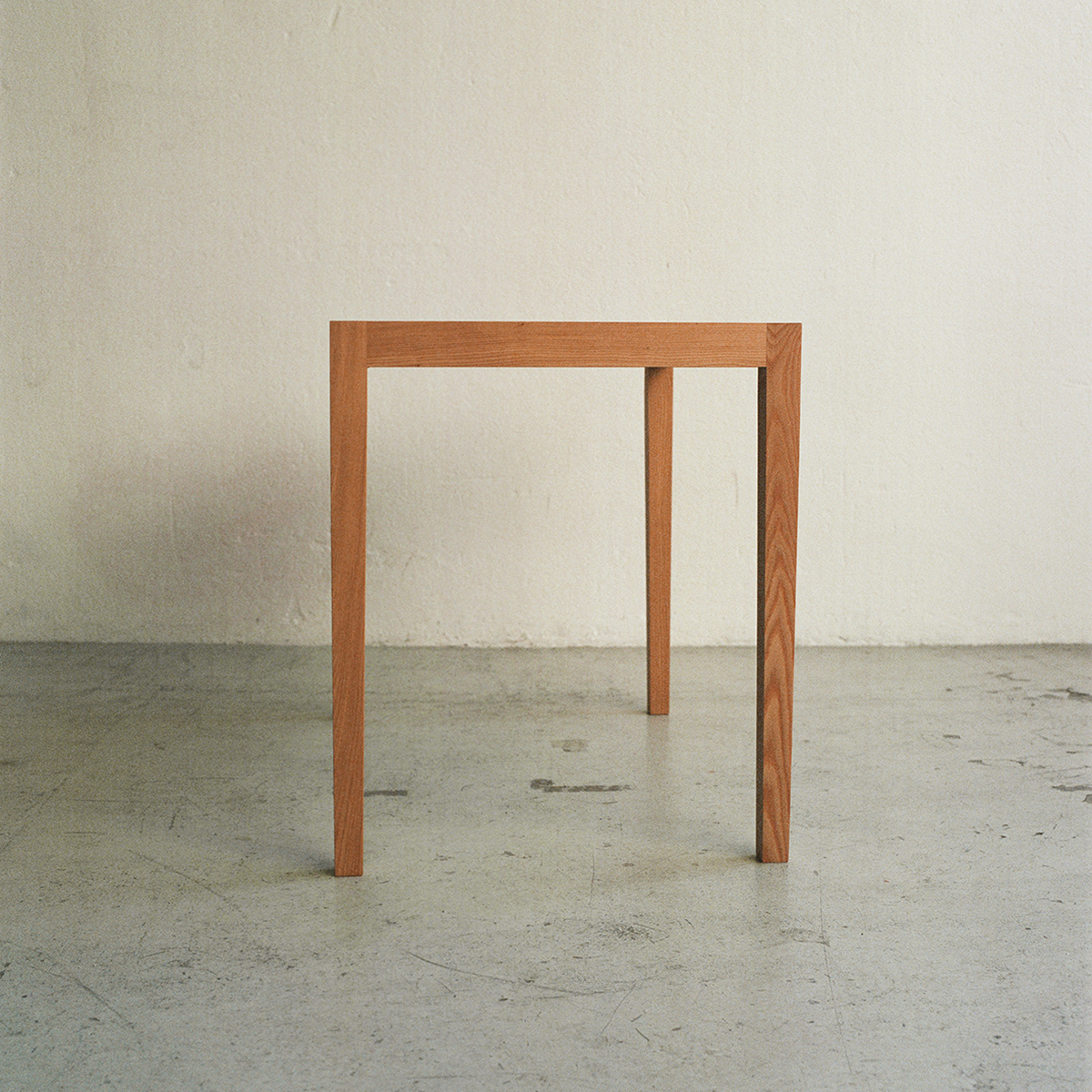 Terrazzo-Tisch by Valentin Egli